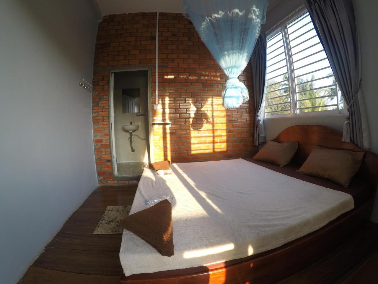 Ing Ing Guesthouse ロンサレム島 エクステリア 写真
